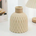 Water ripple vase beige