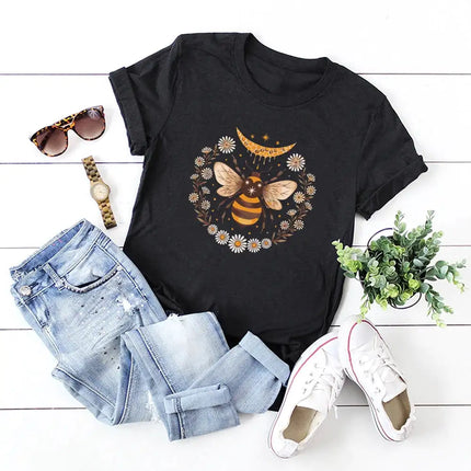 Bee Caring" Grafisch T-shirt – Mode met een Doel!